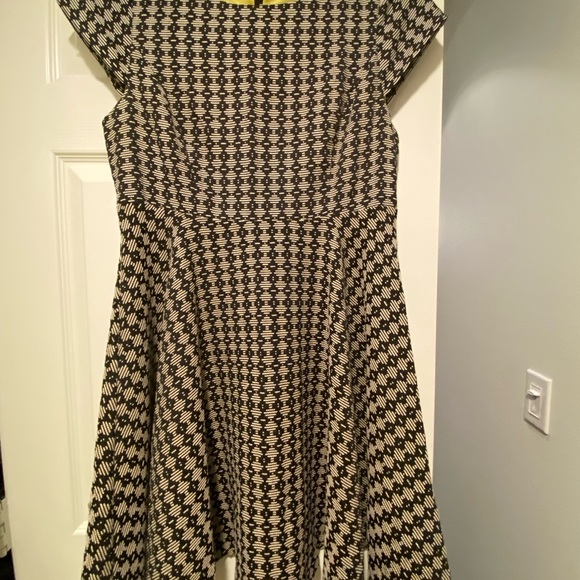 Stylish Black and White Kids Dress - Picture 16 of 16